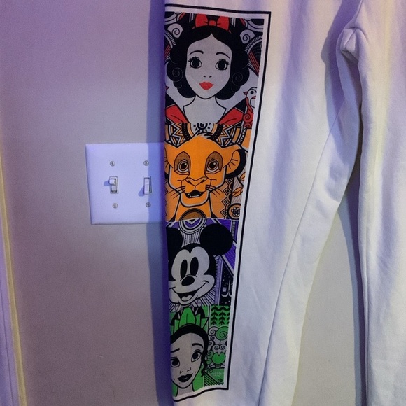 Disney Juniors' 100 Years Celebration Graphic Jogger Pants‎ Size 15/17 - Picture 7 of 9